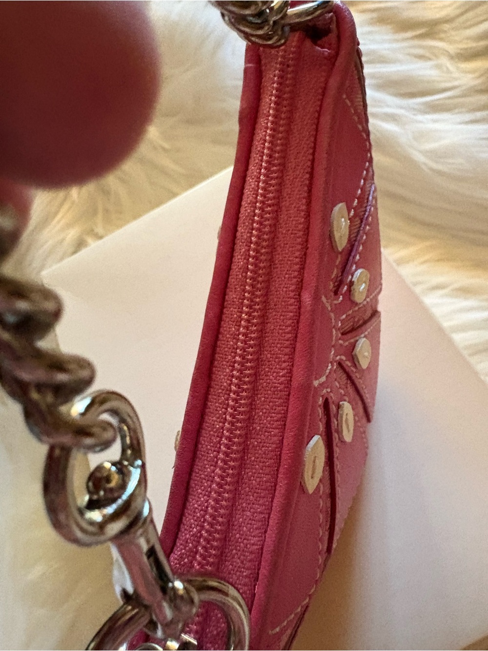 RARE Y2K COACH PINK LEATHER AND PINK ICONIC C JACQUARD PINK GRAPEFRUIT WRISTLET - Picture 4 of 11